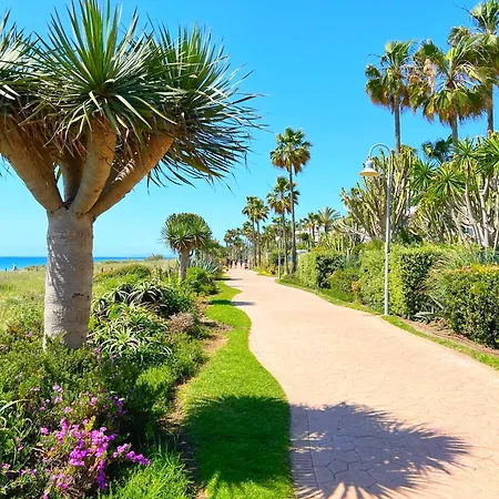 Patio Alcornocal By Residea Apartment Estepona