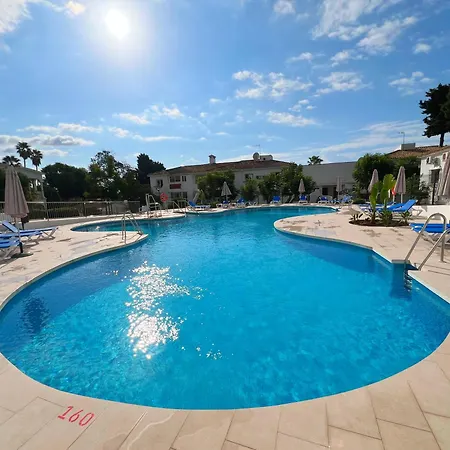 Apartment Patio Alcornocal By Residea Estepona